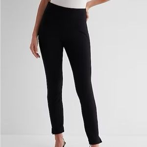 Columnist High Waisted Knit Ankle Pant - NWT